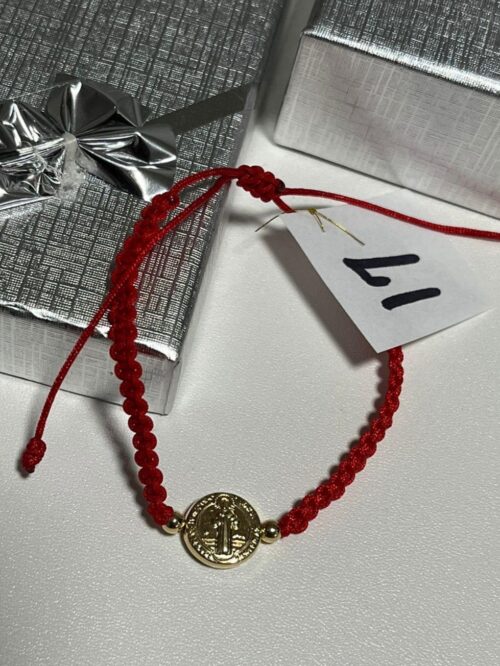 Red bracelet of the Virgin Mary - Image 3